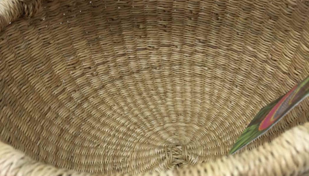 Small Bolga Basket 8” Natural