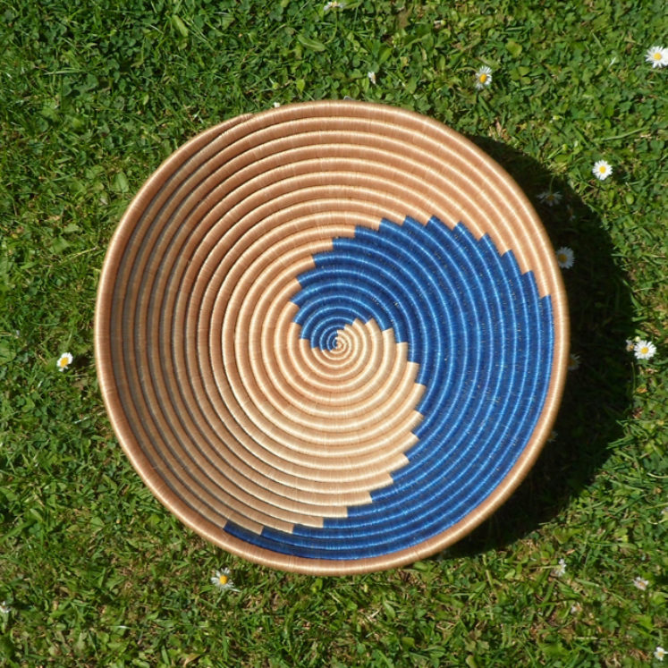 Blue swirl bowl