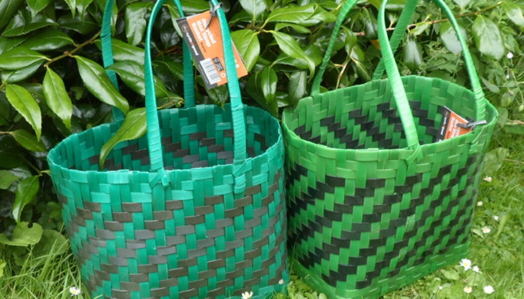 Box strap shopping basket