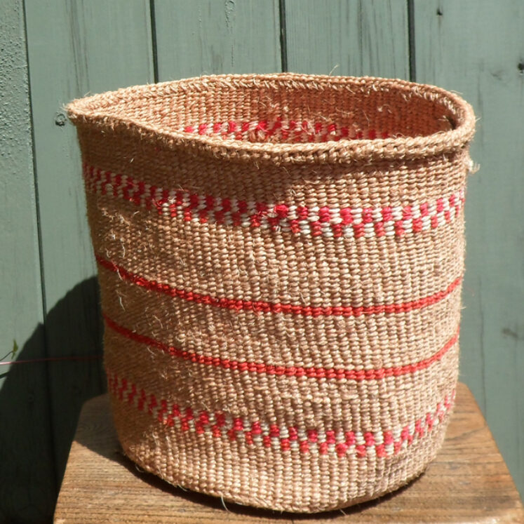 Medium sisal basket M10