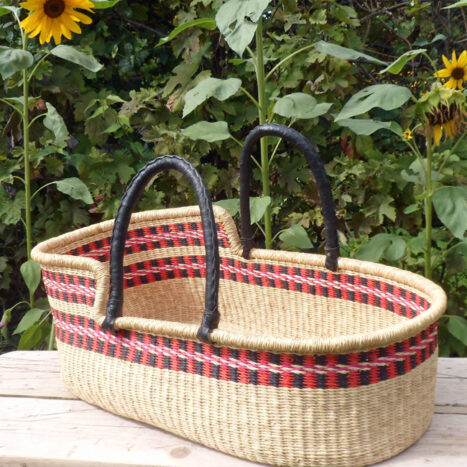 Moses basket red, black and natural