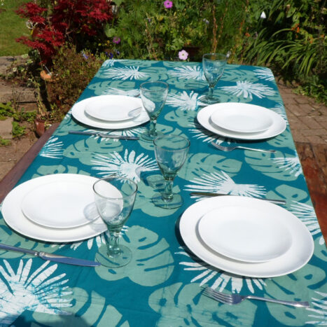 Table cloth green