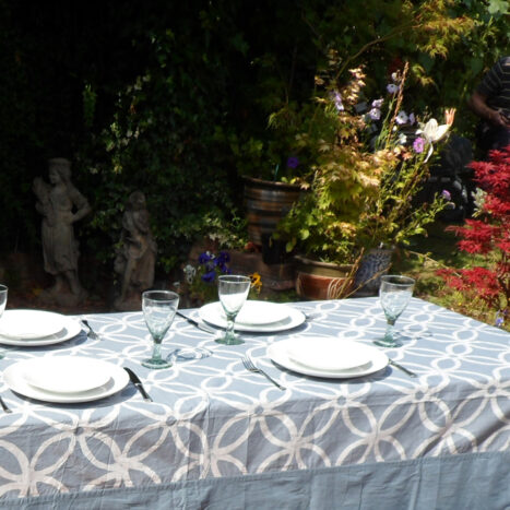 Table cloth grey