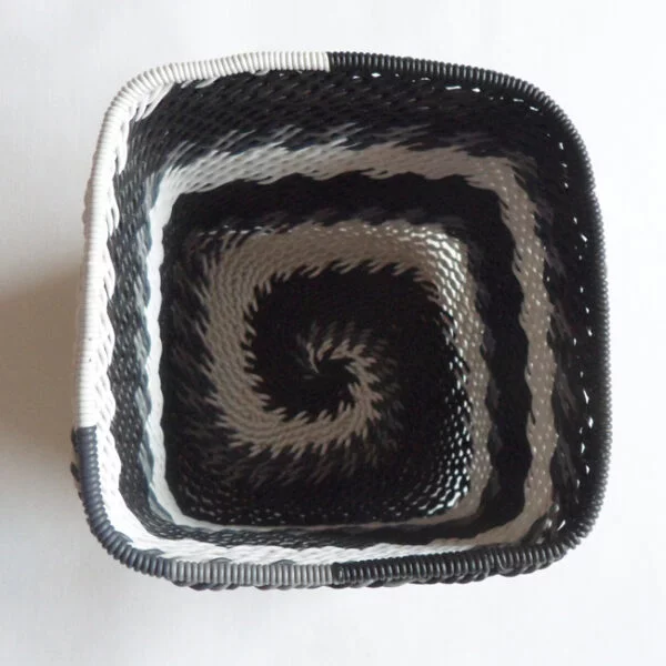 Telephone Wire Basket Black and White Square - Image 2