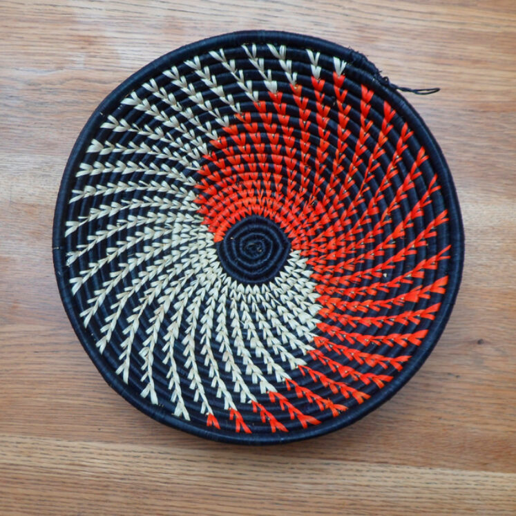 Tanzanian bowl 21 – orange, black and natural